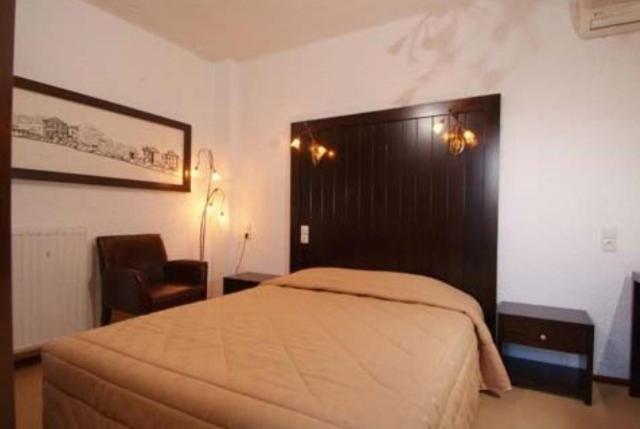 Hotel Taxiarches Aristi Exterior photo