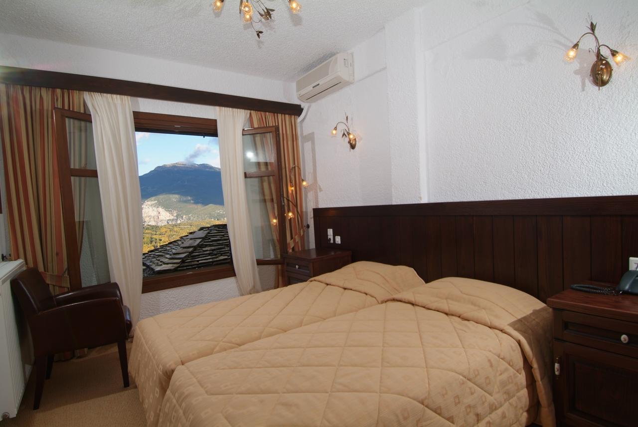 Hotel Taxiarches Aristi Exterior photo