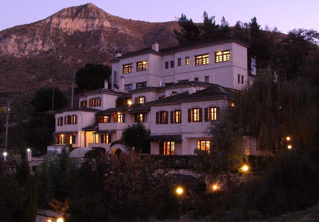 Hotel Taxiarches Aristi Exterior photo